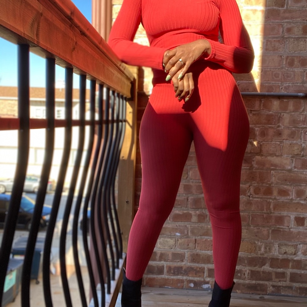 Ribbed set - Picture 2 of 3